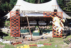 Everything is transported to the 'Waldbühne' and put together.